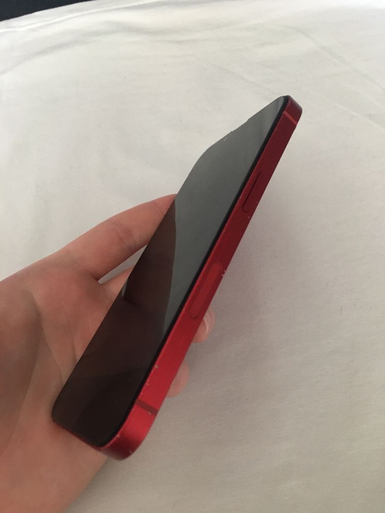 IPhone 13 128GB Red