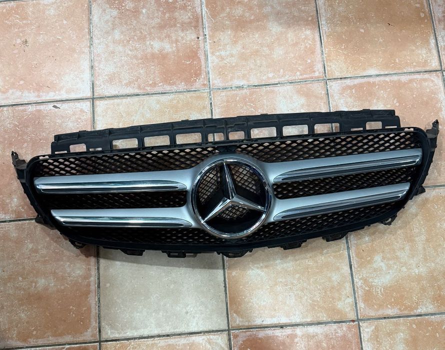 Grelha para Mercedes Benz E Class W213