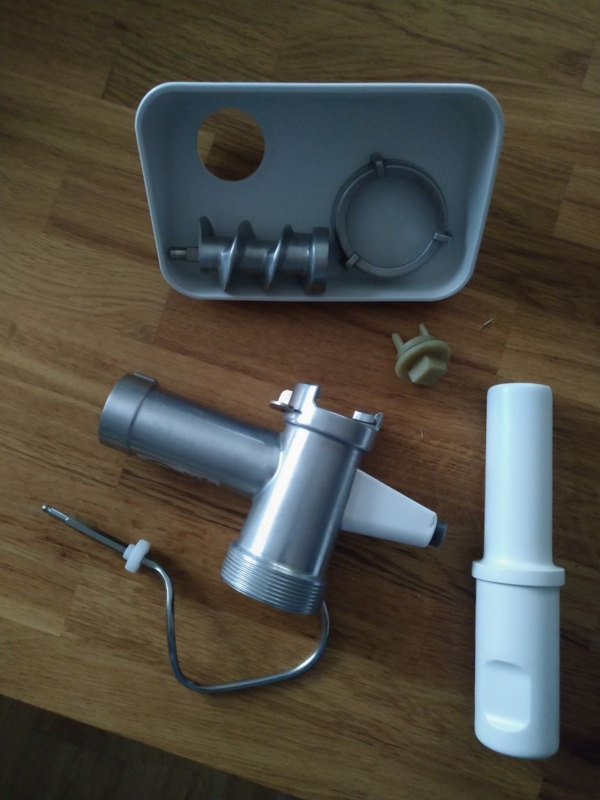 robot kuchenny BOSCH CNUM5ST + misa