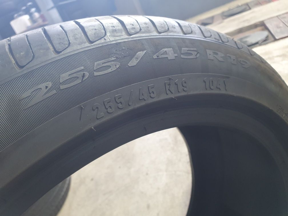 Pneus 255-45r19 Pirelli como novos Tesla