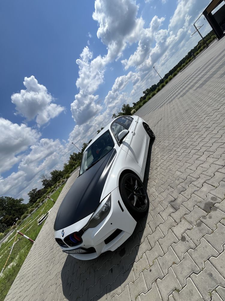 Bmw f30 320i 300km 2014 2.0 Benzyna