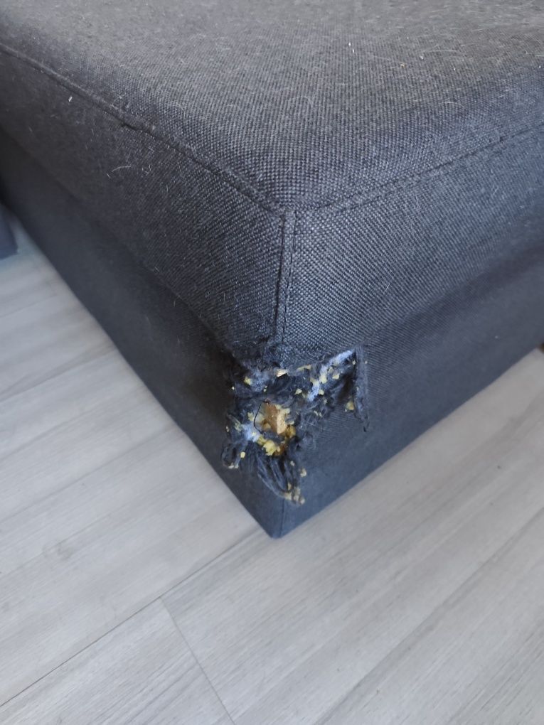 Sofá-cama com chaise longue