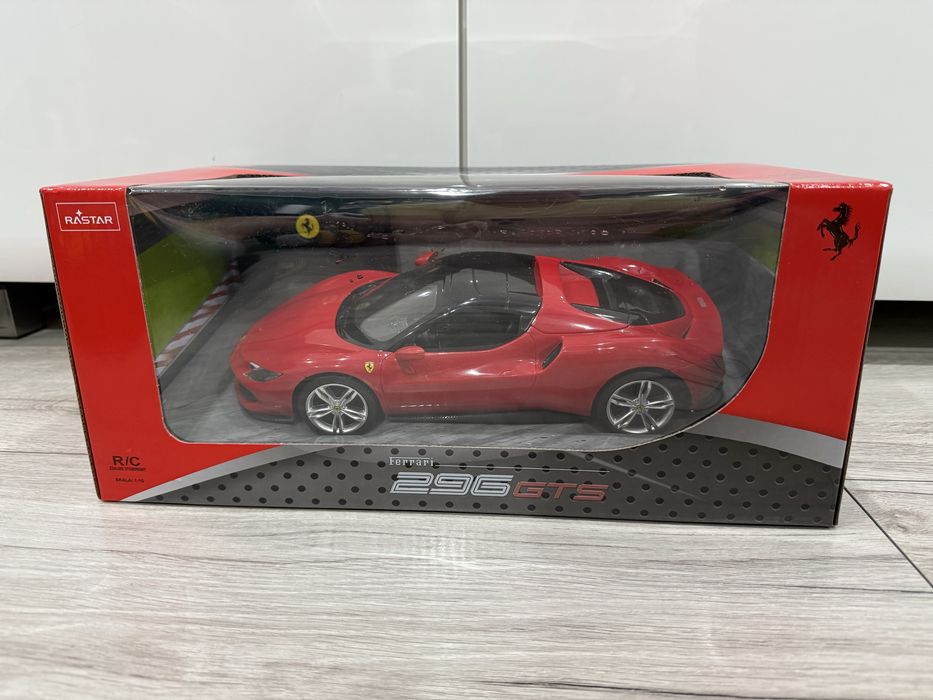 Samochód zdalnie sterowany Rastar- Ferrari 296 GTS