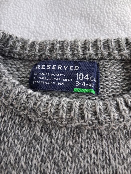 Sweterek z wełną Reserved 104