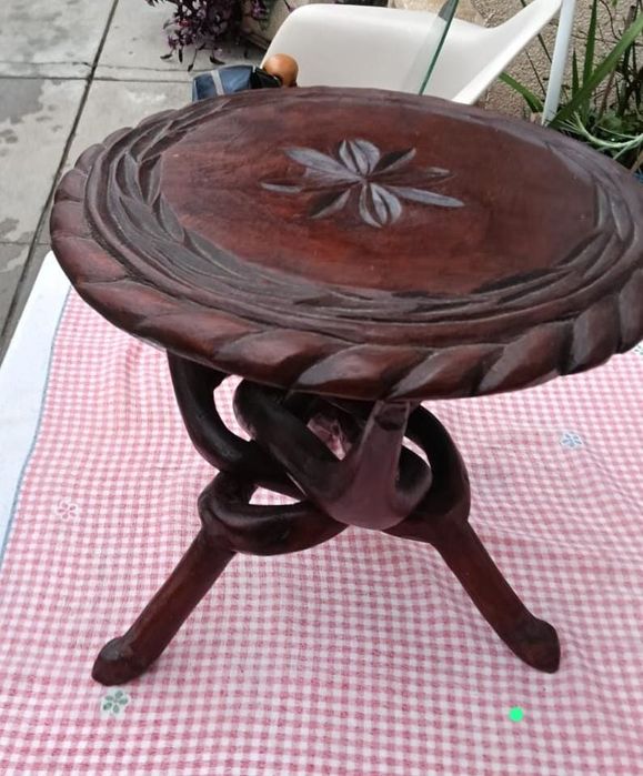 Mesa mãe em madeira