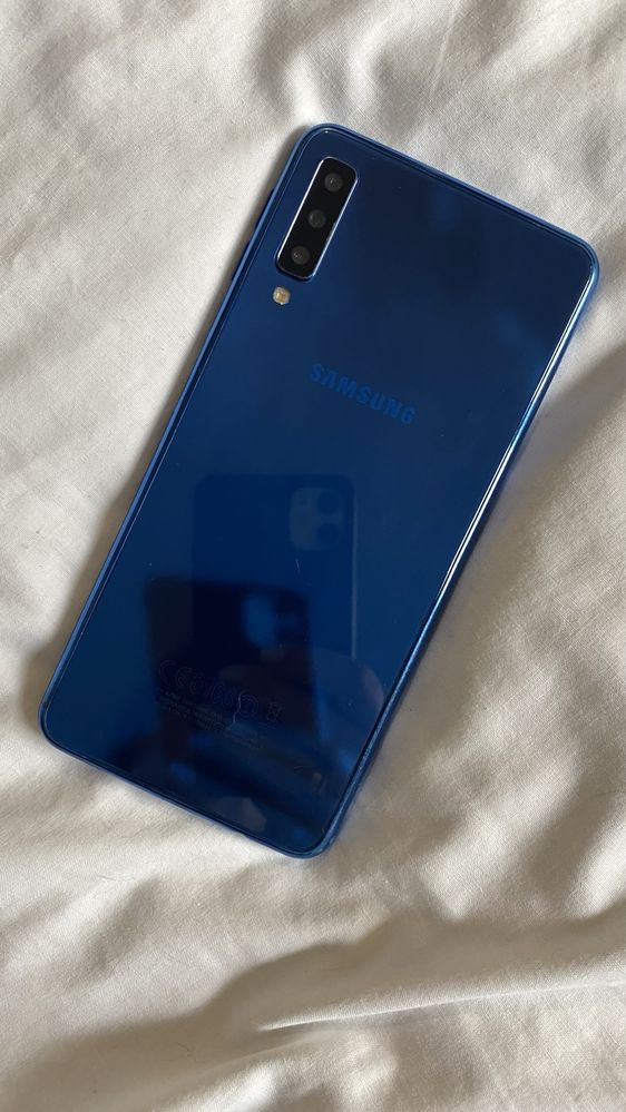 Мобільний телефон Samsung galaxy A7 2018