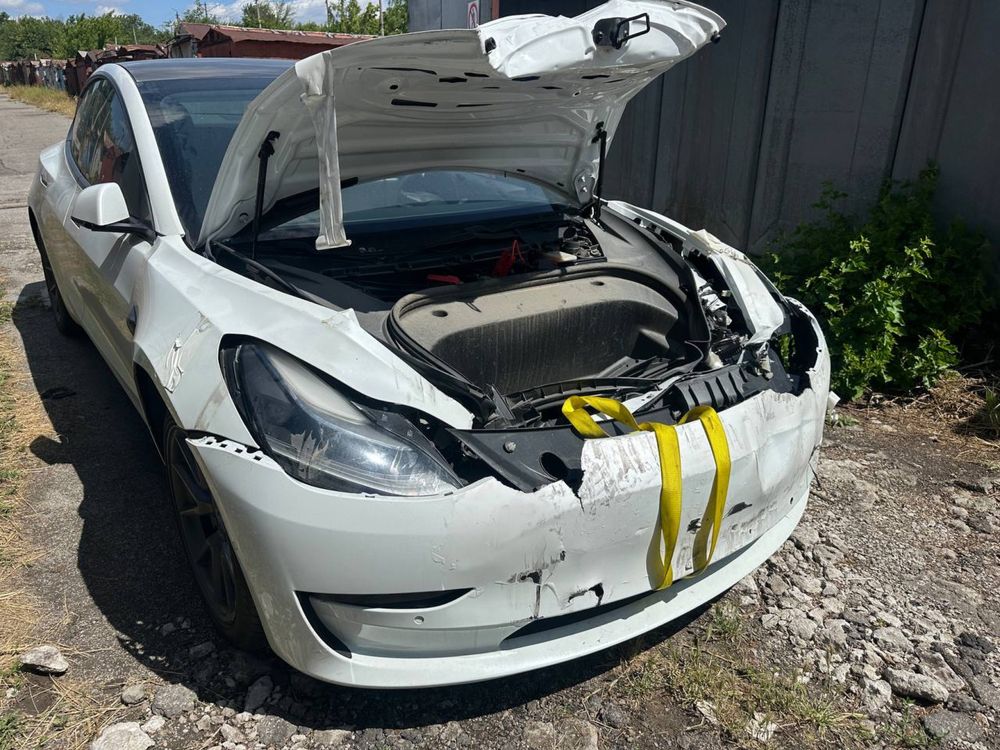 Tesla model 3 рестайлинг