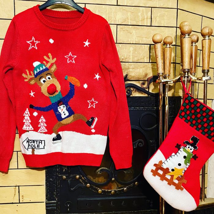 Пропоную прокат новорічних светрів Family Look