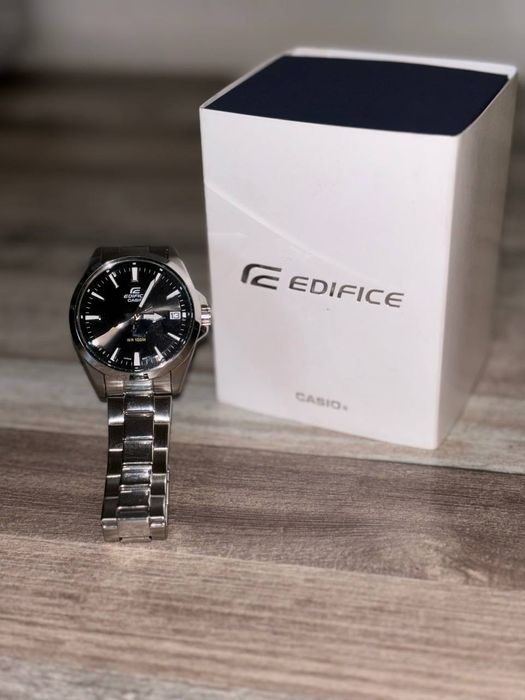 Часи Casio Edifice
