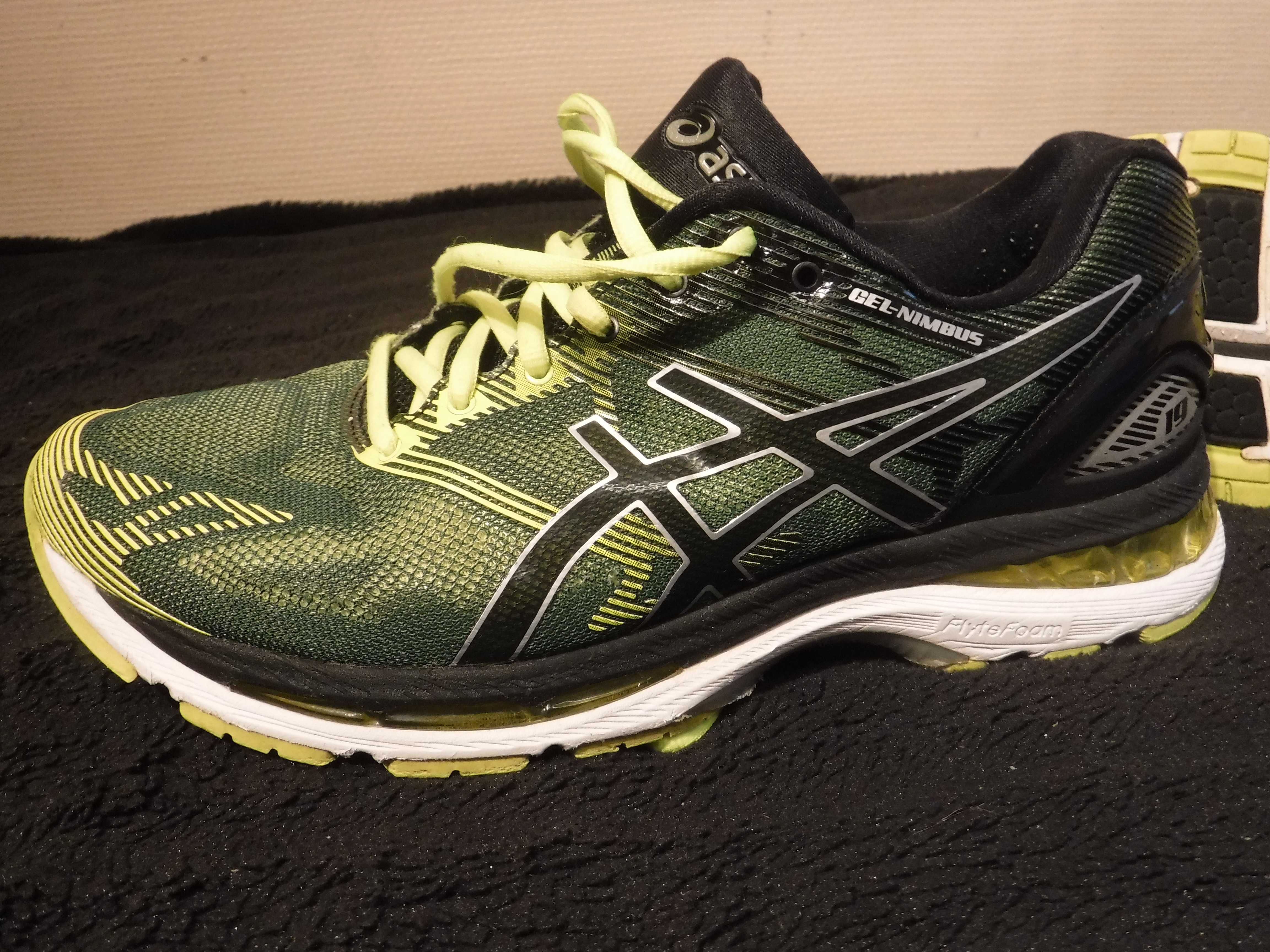 Buty  do biegania Asics GEL-NIMBUS 19