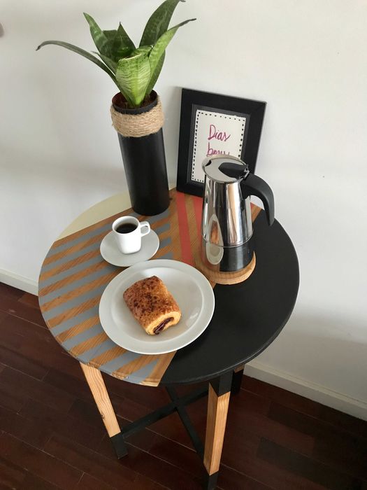 Mesa Camilha (restaurada) / Mesa apoio