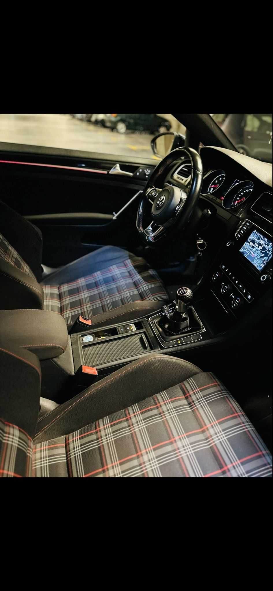 VW GOLF 7 GTI 2.0 tsi 220 cv