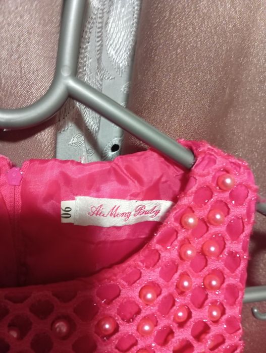 Плаття на дівчинку святкове