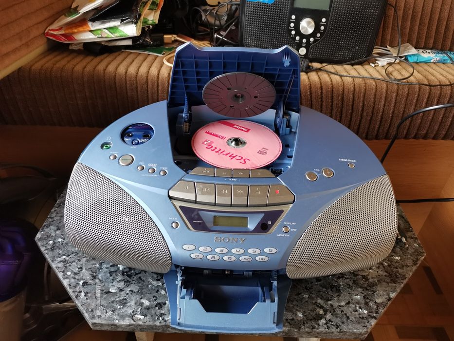 Boombox Sony CDF-S250L