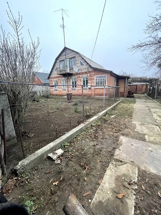 продам дом в Люботине район Гиевка