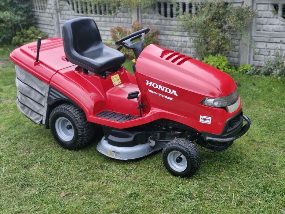 Kosiarka traktorek Honda