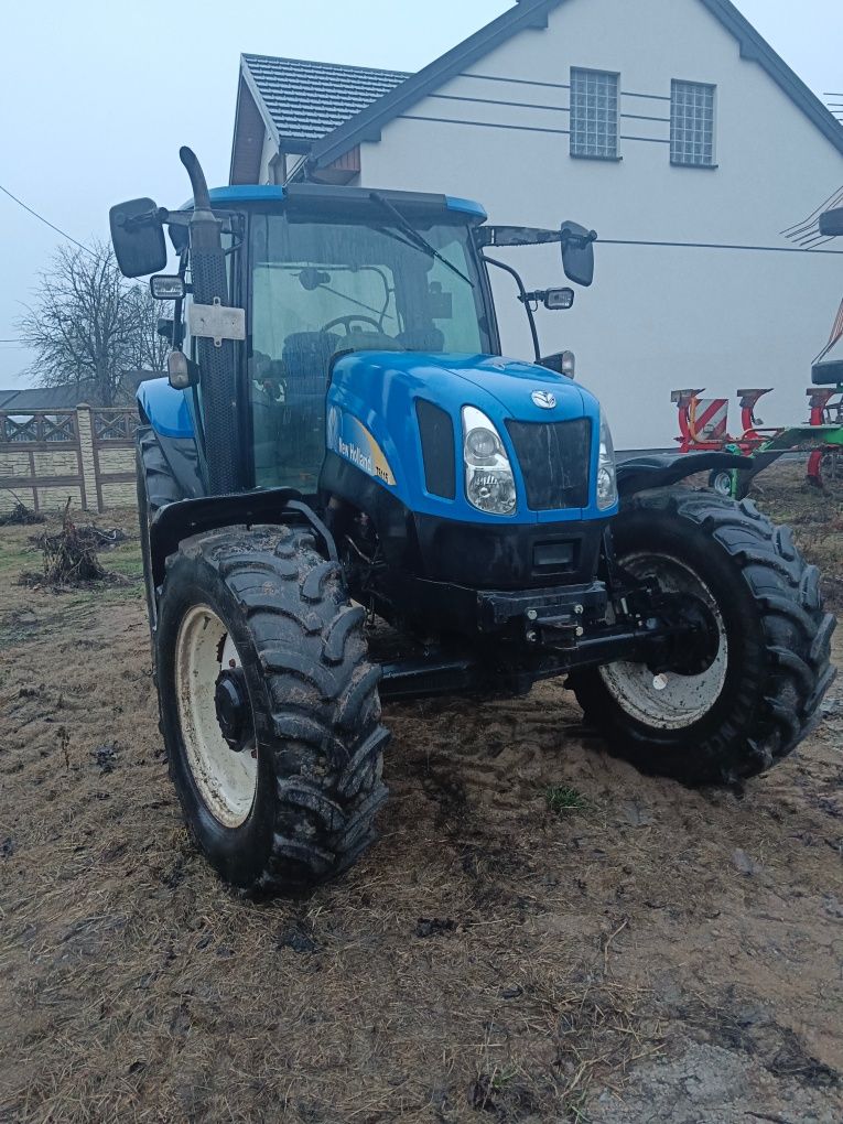 New Holland TS 115A case maxxum 125 135