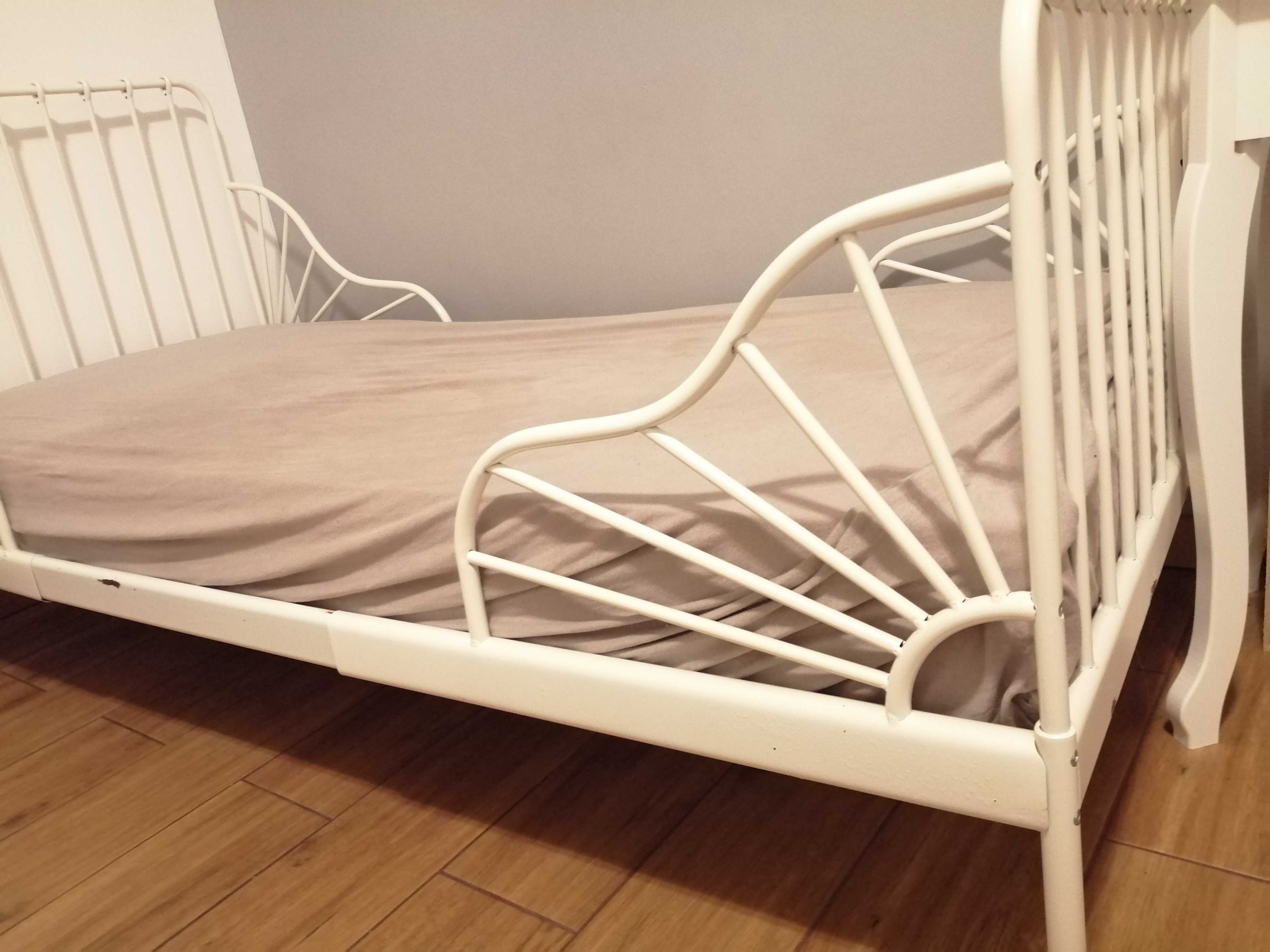 Łóżko dziecięce Ikea 180x80 200 zł.