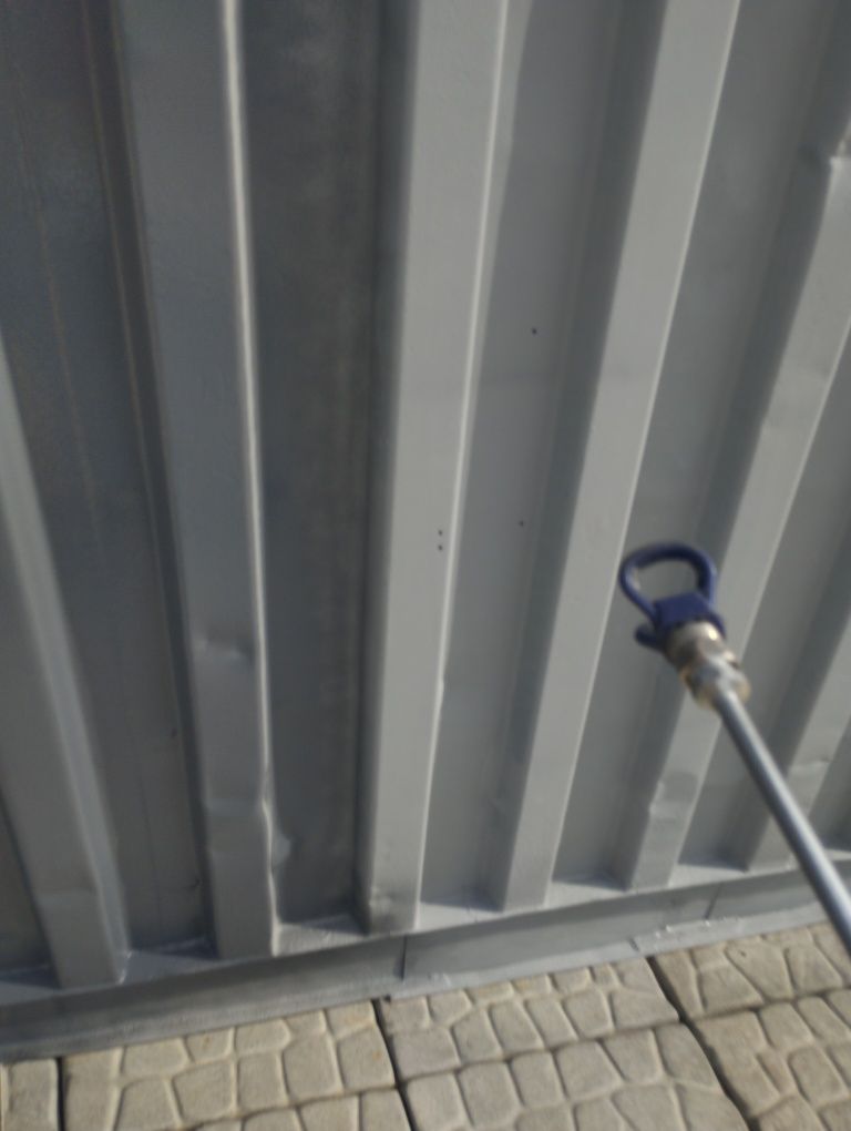 Фарбування мийка дахів, бетонних та металевих заборів
