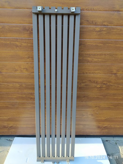 Grzejnik TIDE 160x42.5 VIBRANT BROWN ZX 918W  8 Bar TERMA