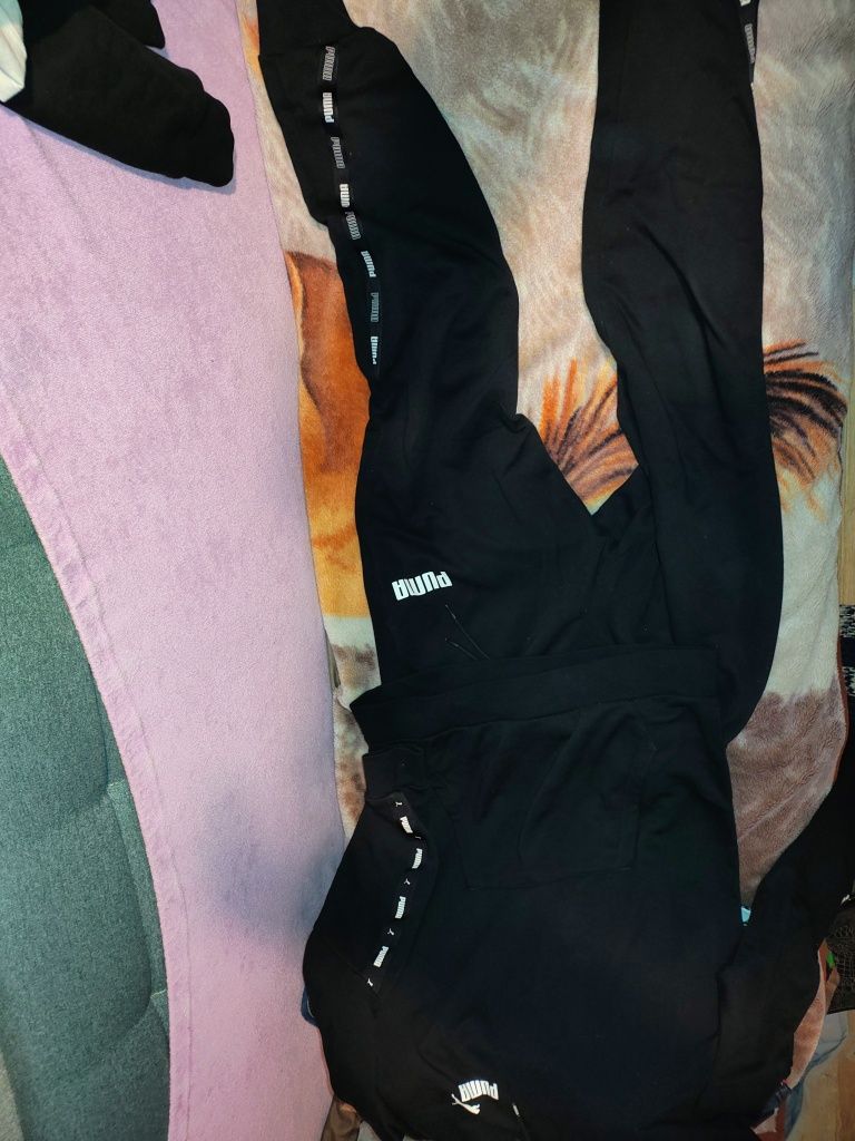 Komplet dresowy Puma M czarny jak nowy
