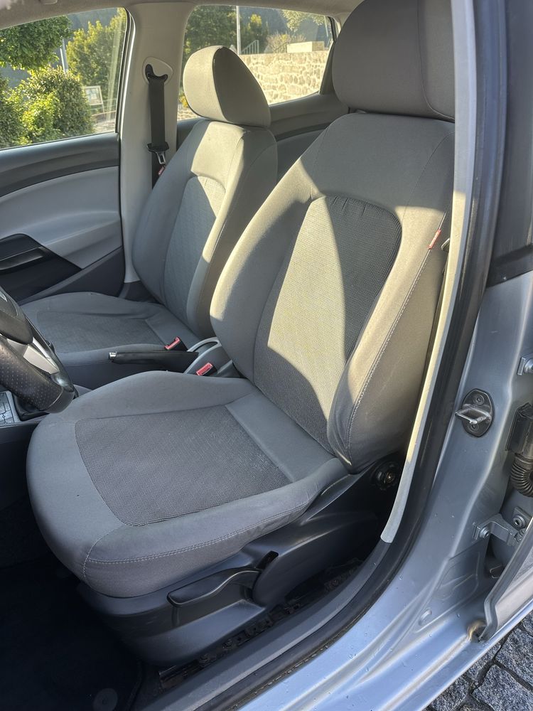 Vendo ou troco Seat Ibiza 6j 2008 Gasolina troco por mota de agua