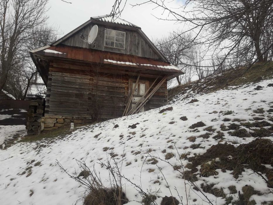 Продам будинок в мальовничому куточкуКарпат с.Лісковець Міжгірського р
