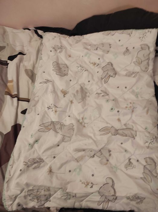 Cienka kołderka dla dziecka używana