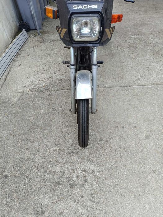 2 Motorizada Sachs Lotus e Macal M70