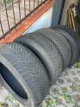 Zimowe opony Yokohama BluEarth Winter V906 SUV 235/55 R20