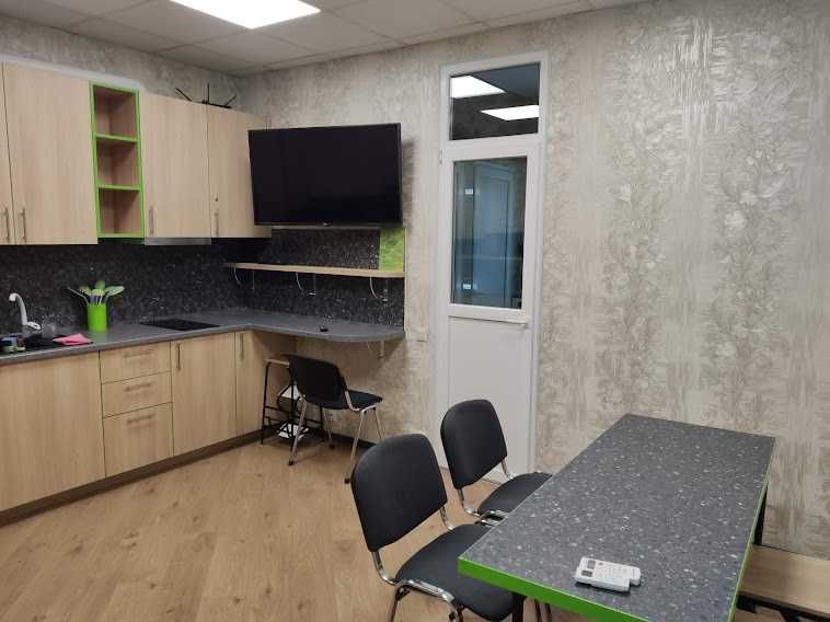 Star City хостел, метро Вокзальна, Університет. Вокзал