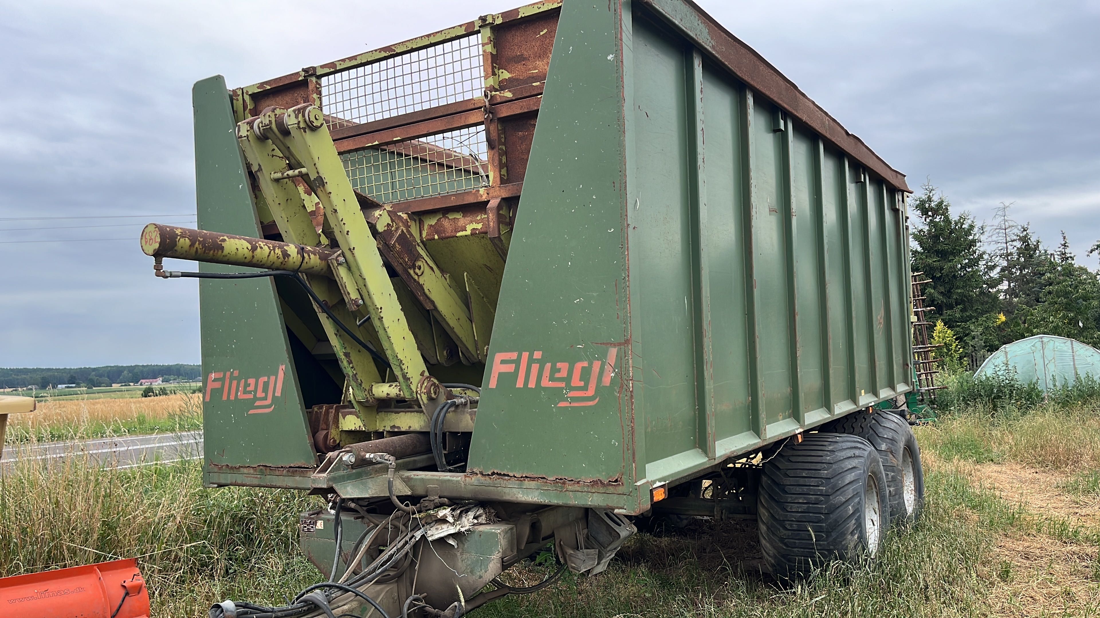 Przyczepa Fliegl ASW 180 przyczepa 18 ton tandem skrętna oś