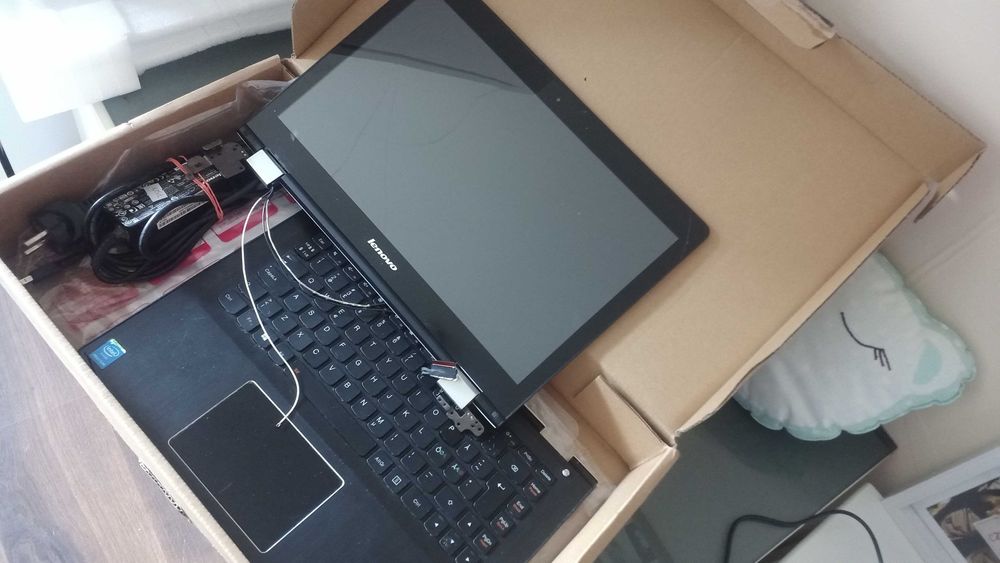 2x Lenovo Yoga500-14acl sprawny 4x1.92.2GHz AMDA8 DOTYK SSD