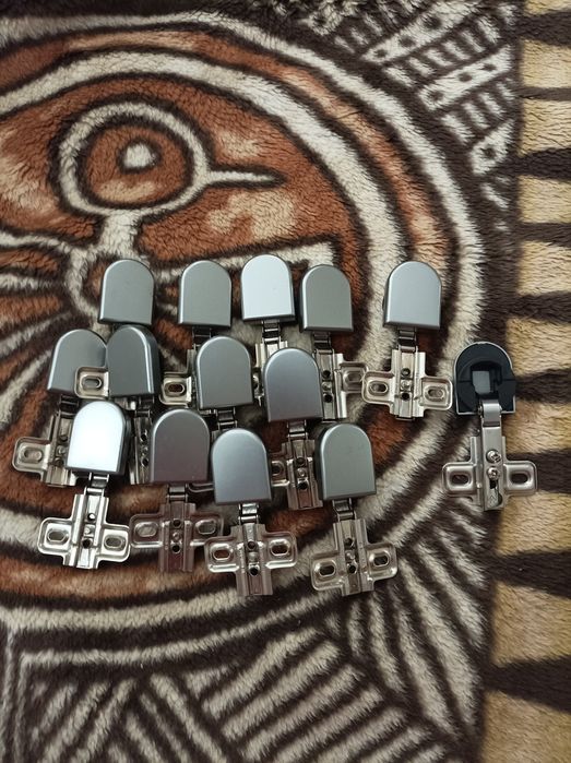 Петля для стекла