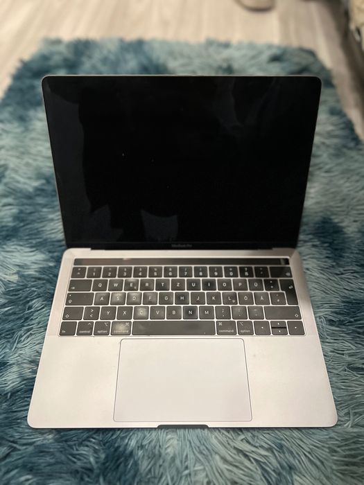 MacBook Pro 13” 2019 Touch Bar como novo
