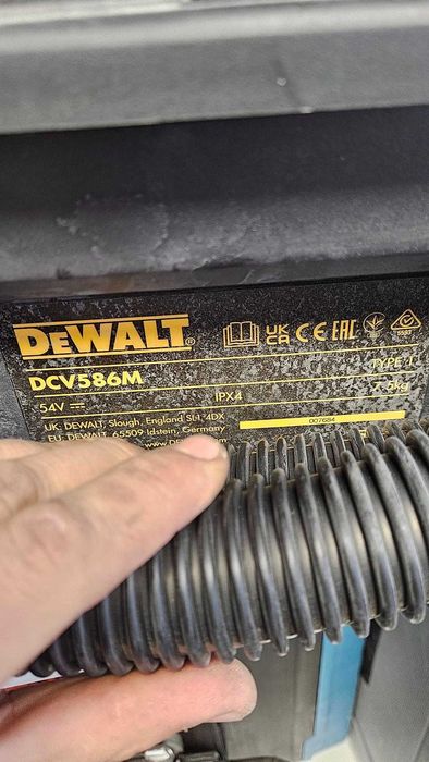 Odkurzacz DEWALT DCV586MN 54V FlexVolt bez akumulatora z otrząsaczem