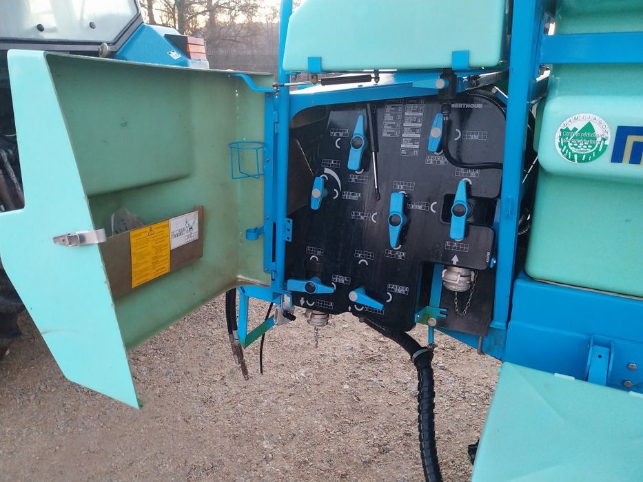 Opryskiwacz Berthoud Major 25