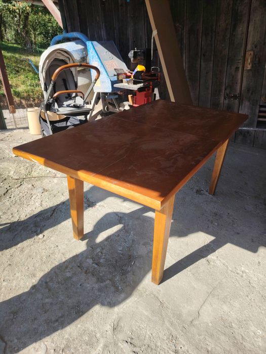 Stół rozkładany do salonu do jadalni + 2 fotele bujane