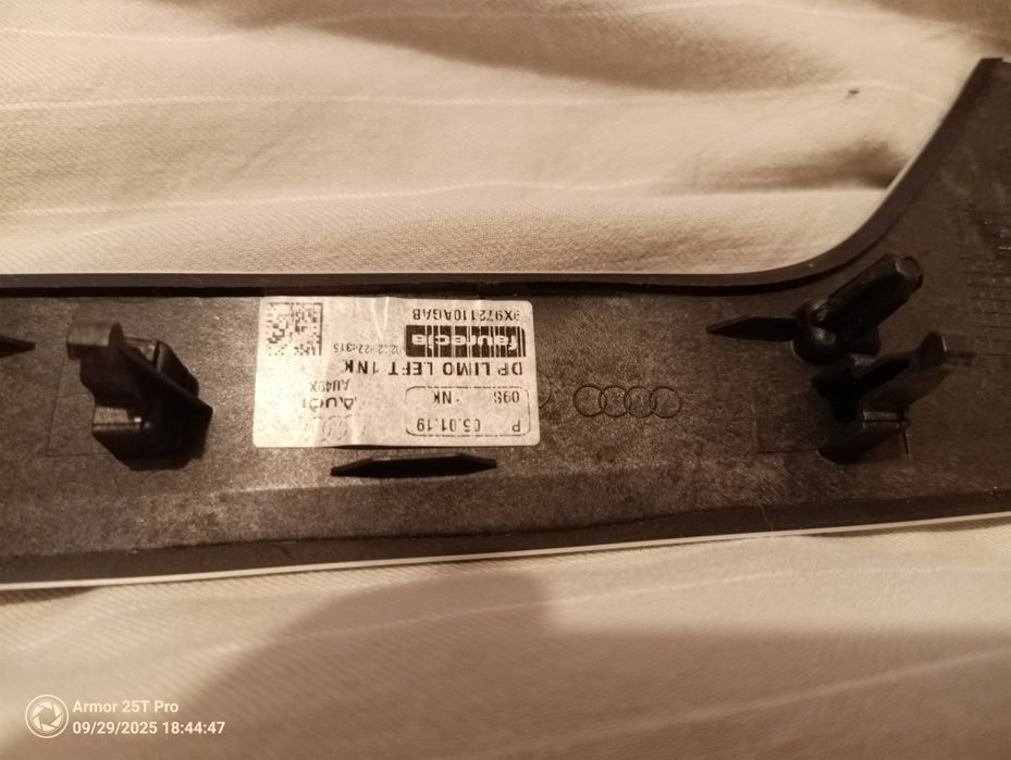 Listwy ozdobne- dekory Audi A4B9