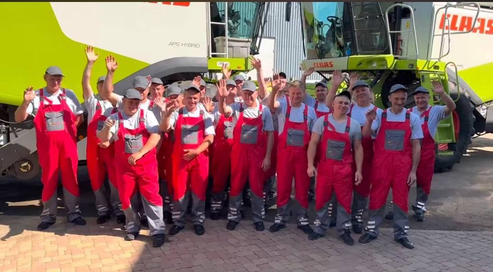 Послуги по збиранню врожаю (ранні та пізні зернові культури)