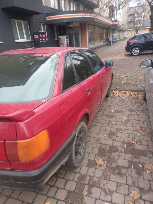 Продаж  ауді  80