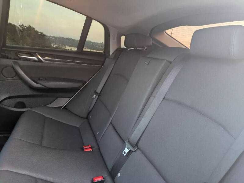 2017  BMW  X4  28i