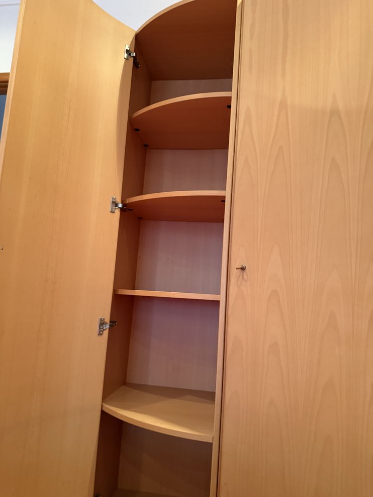 Quarto completo com cama de solteiro