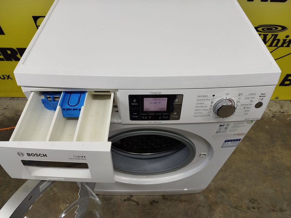 Пральна машина фірми Bosch, модель WAS32798ME