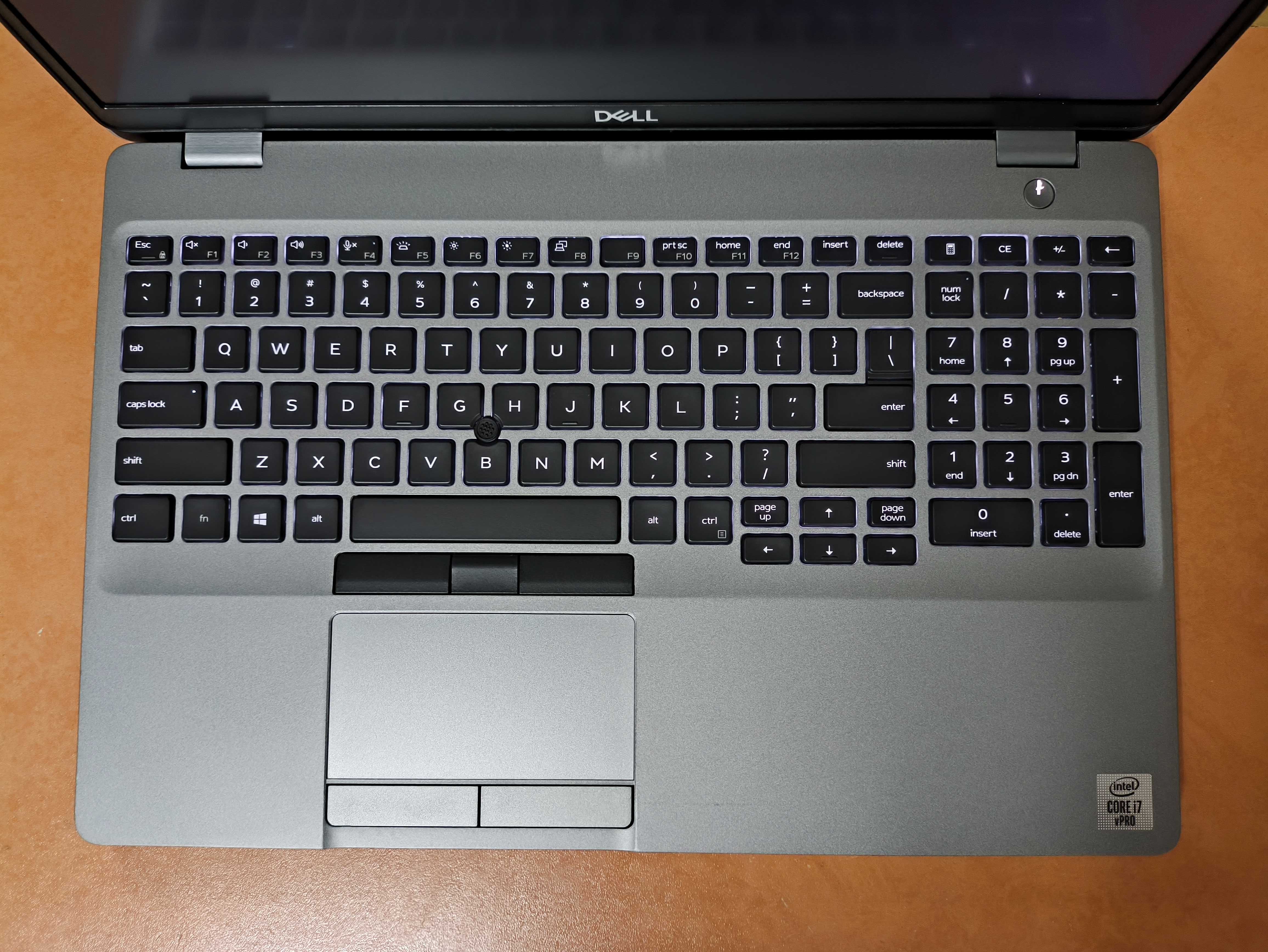 Мощный современный Dell Latitude 5511 16/256Gb i7-10850H