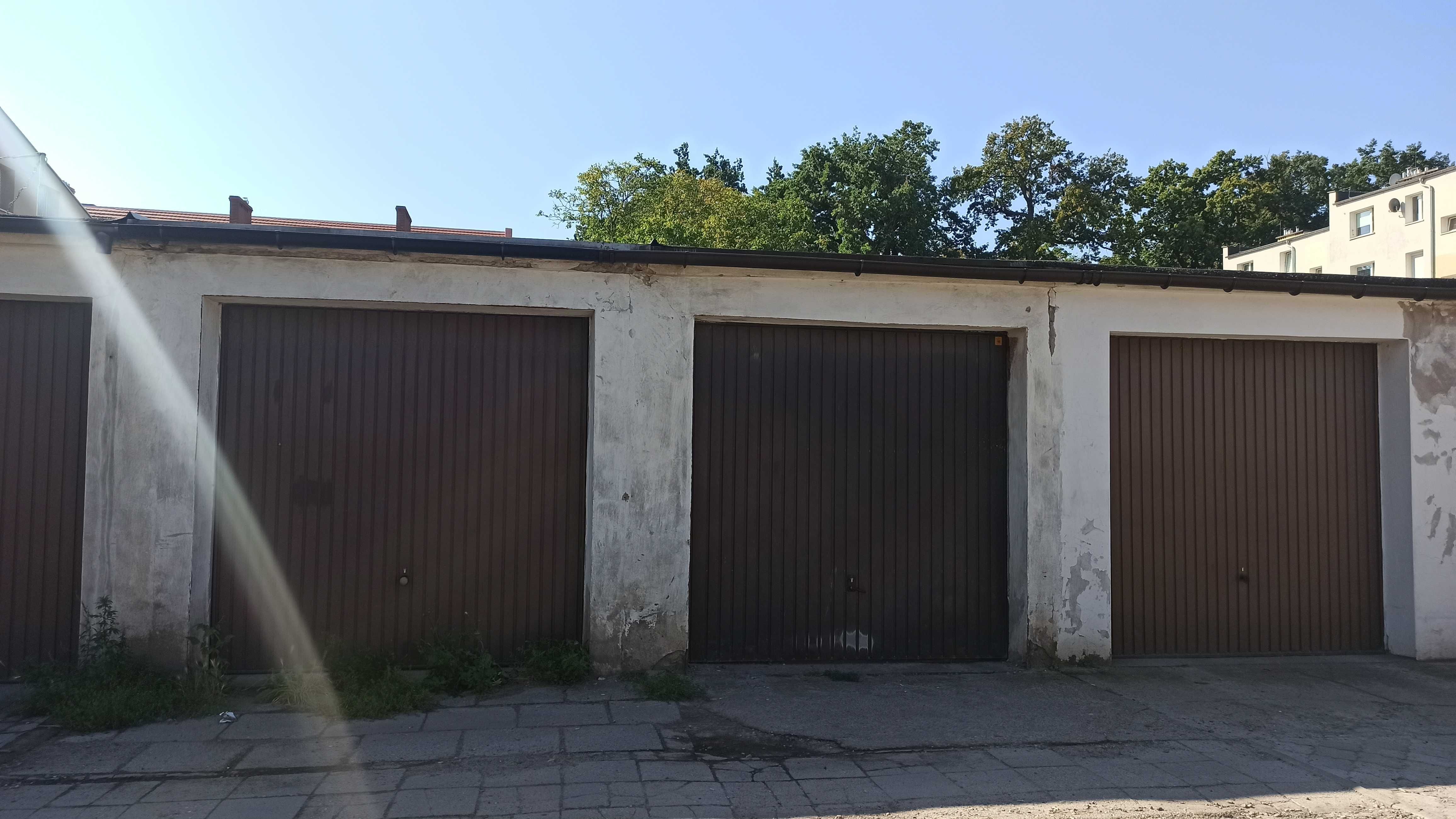 Garaż do wynajęcia os. Konstytucji