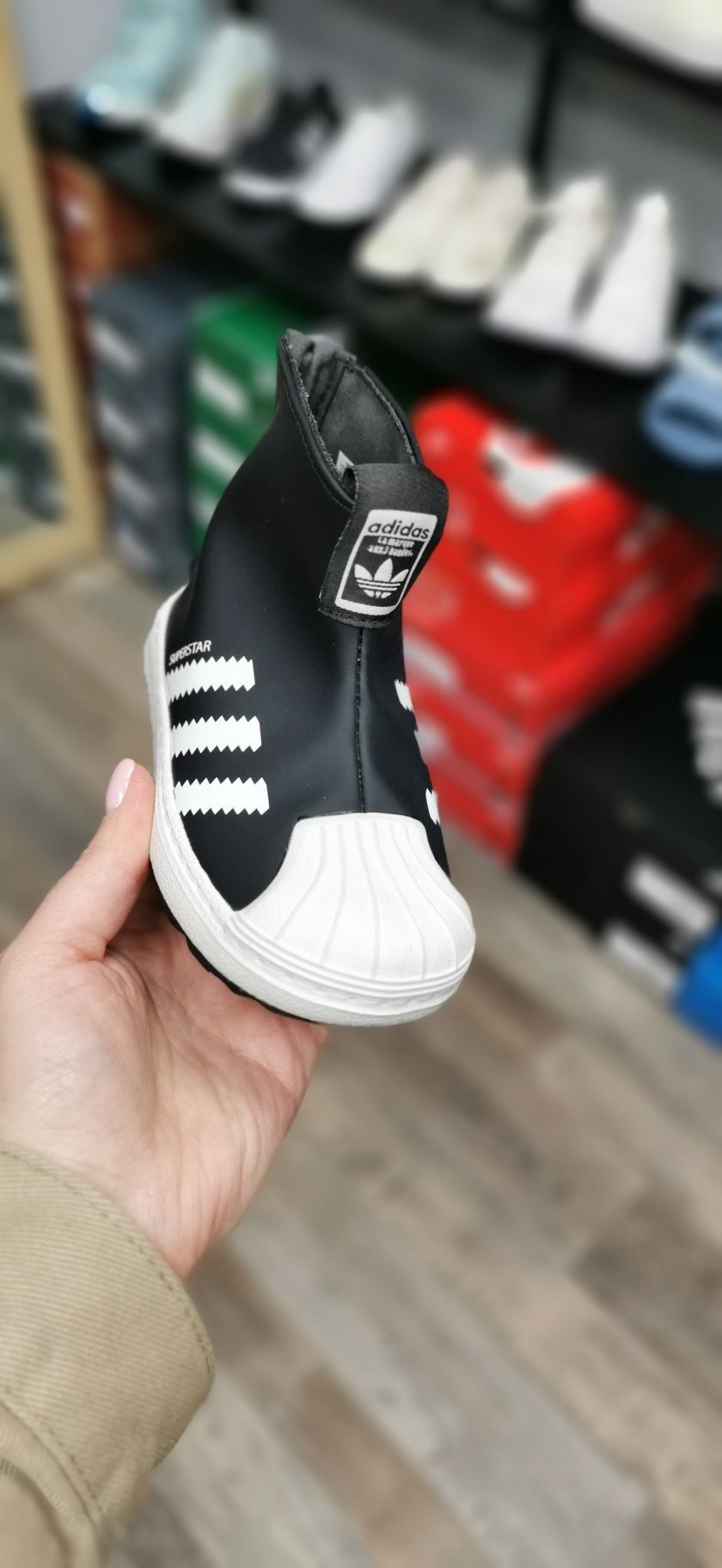 Дитячі чобітки adidas Superstar