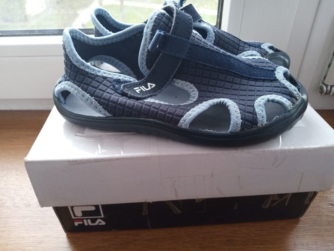 Fila Aqua sandałki dla chłopca rozmiar 25