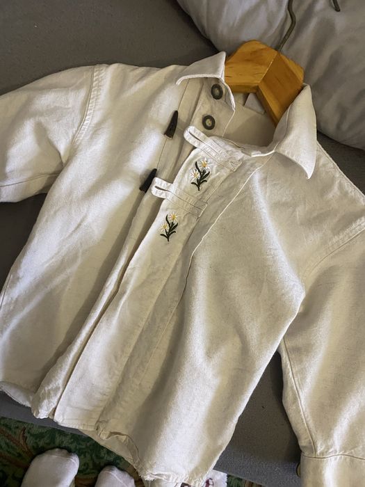 Дитяча рубашка з вишивкою