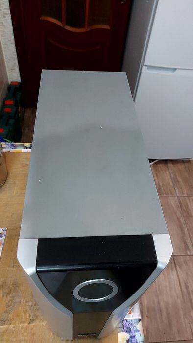 Продам сабвуфер корейской фирмы Samsung c  большим басовым динамиком